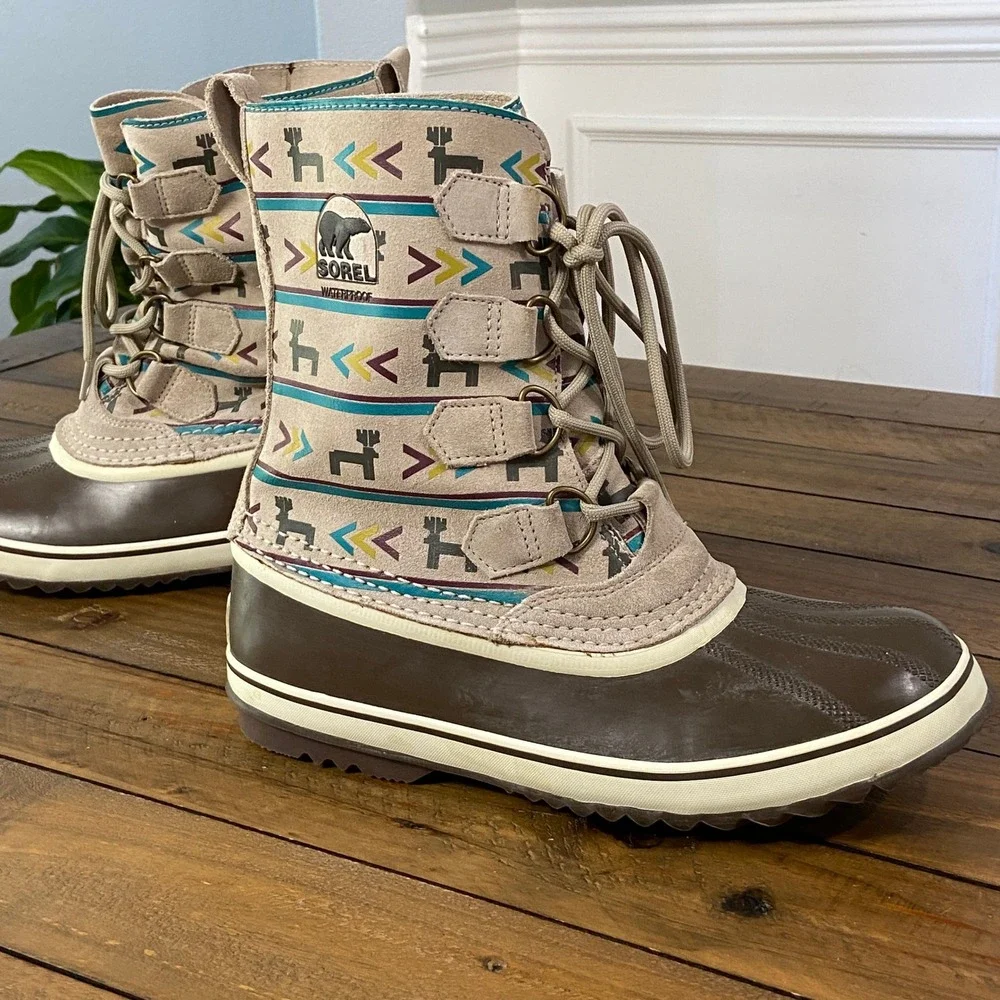 Sorel Winter Carnival limited edition Waterproof Boots Moose Print Tan Womens 10